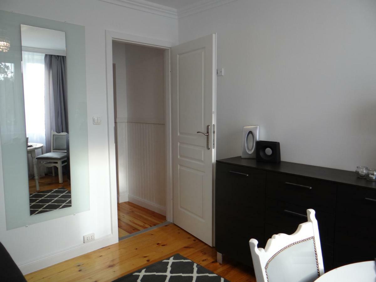 Bialy 6-8 Osob Dostawka Apartmán